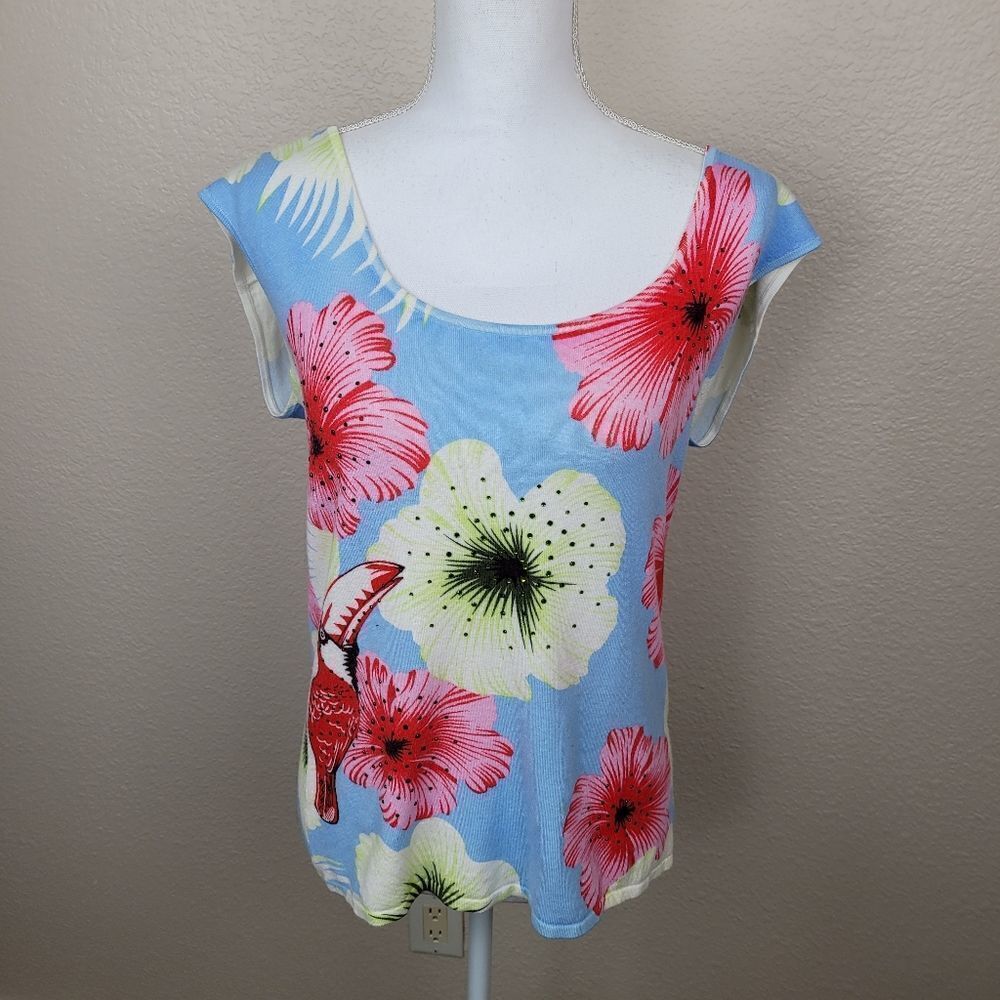 Cyrus Hibiscus Print on Blue Lightweight Short Sleeve Sweater Size XL (6814)